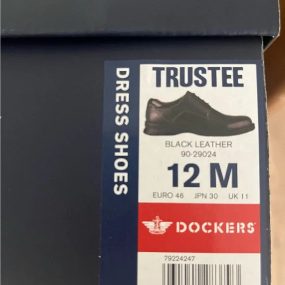 Dockers Black Leather Oxfords - Picture 6 of 6